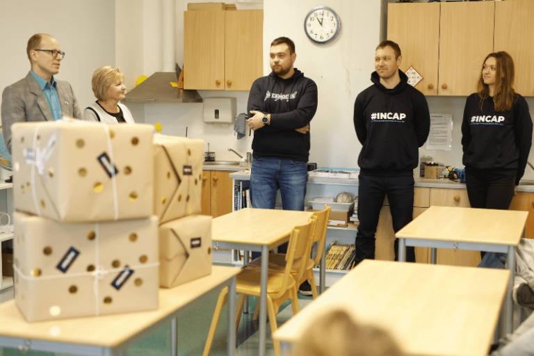 Incap Estonia supported Lümanda School with new physics teaching tools